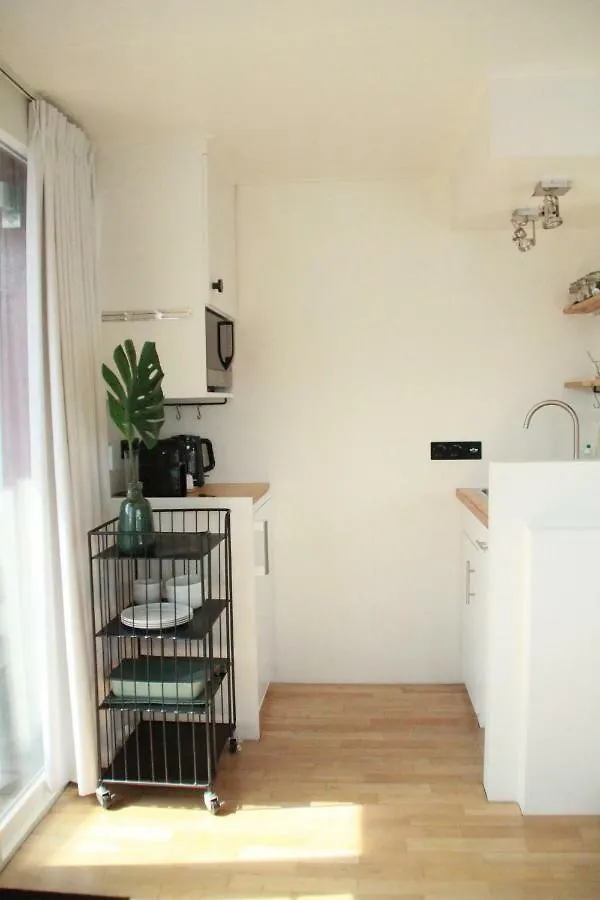 Houseboat Studio Sooki Amsterdam Netherlands